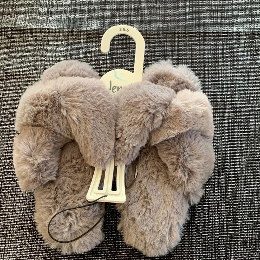 Soft slippers
